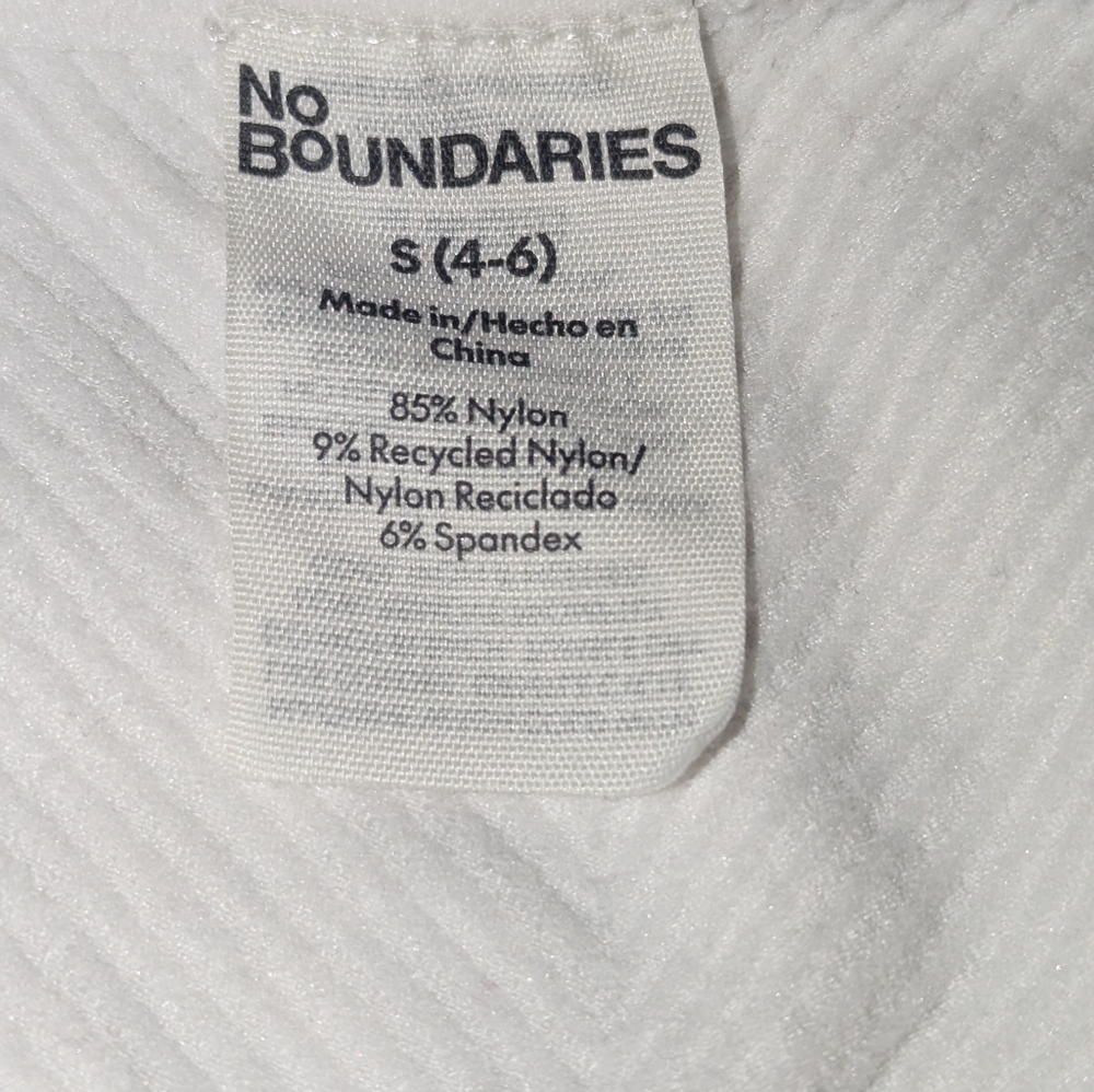 Good Days Black Capris Size S & No Boundaries White Fitted Tank Size S - Picture 5 of 7